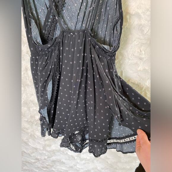 Free People Intimately Women's One Of These Days Romper Small Ruffle Black Print - Picture 13 of 14